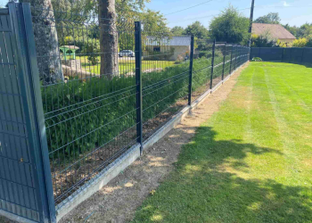 La clôture rigide : solide, pas cher et facile à installer